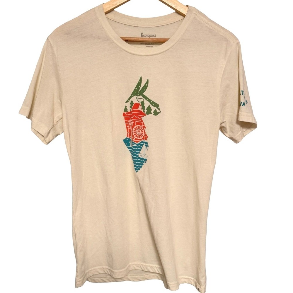 Cotopaxi T-Shirt Medium Cream Seattle WA Llama Graphic Tee Organic Cotton Blend